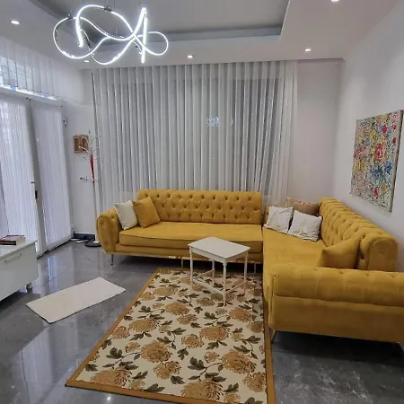Oasisunit Rudi's Appartement Golem (Tirana)